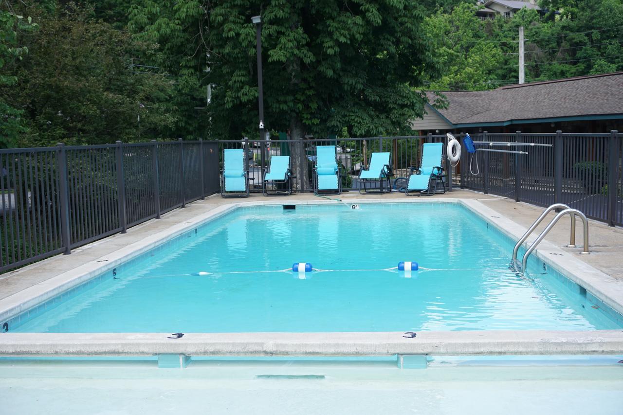 גטלינבורג Marshall'S Creek Rest Motel מראה חיצוני תמונה